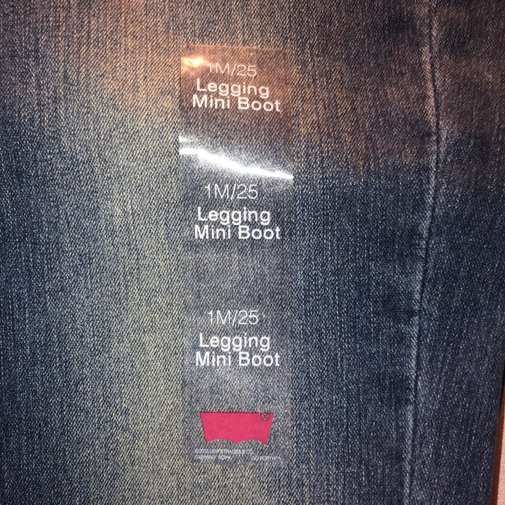 Jeans - Picture 4 of 5